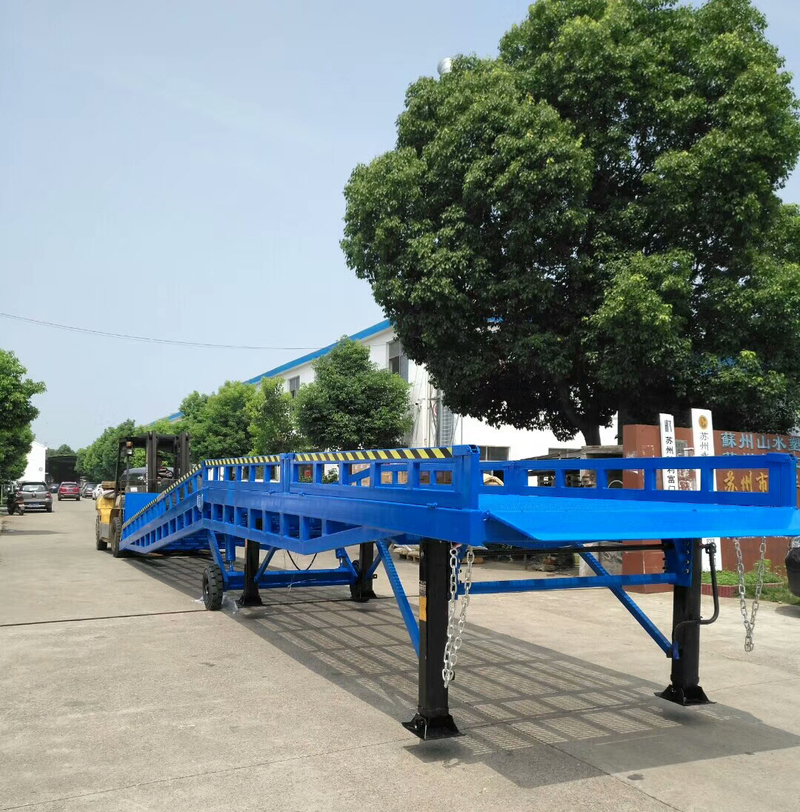 嘉峪关移动式登车桥